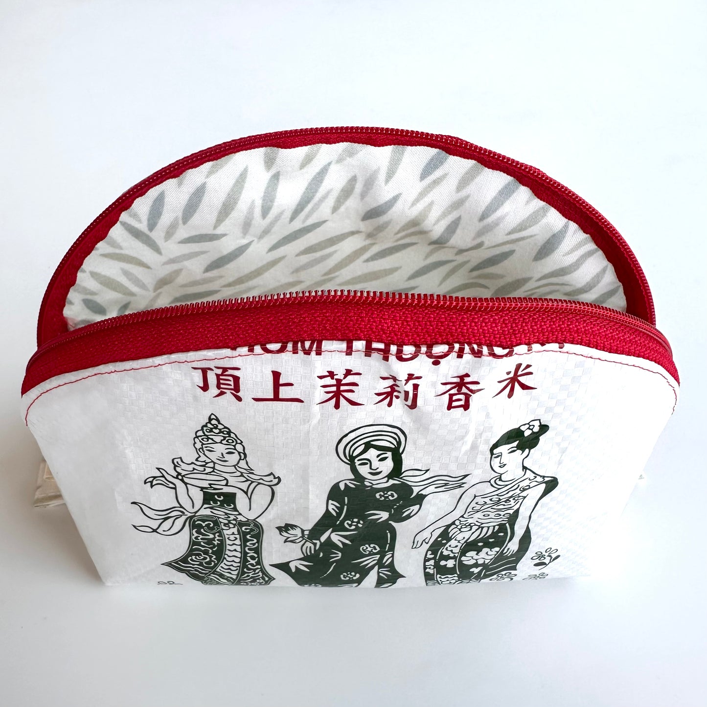 Upcycled Clam Shell Bags | Dr. Laura