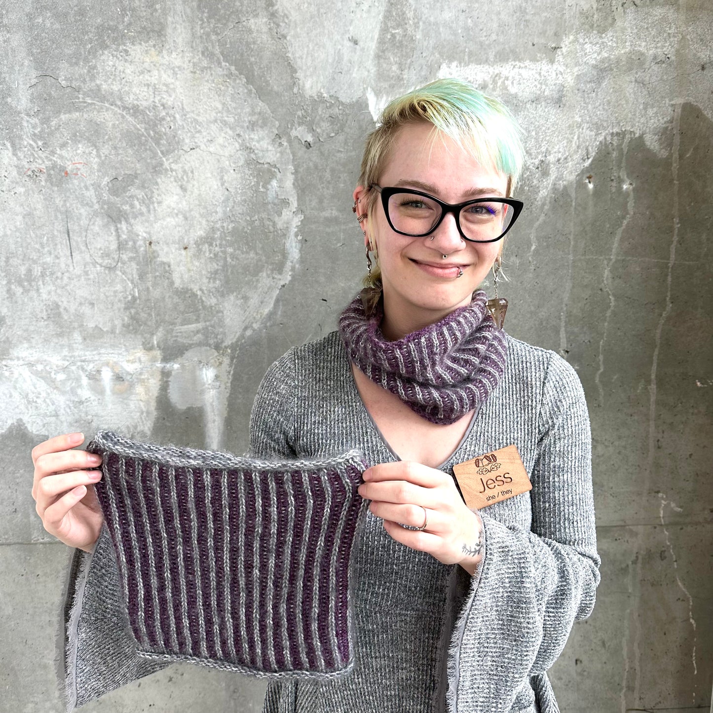 Addison Street Cowl 2-Color Brioche Pattern | Black Squirrel Designs