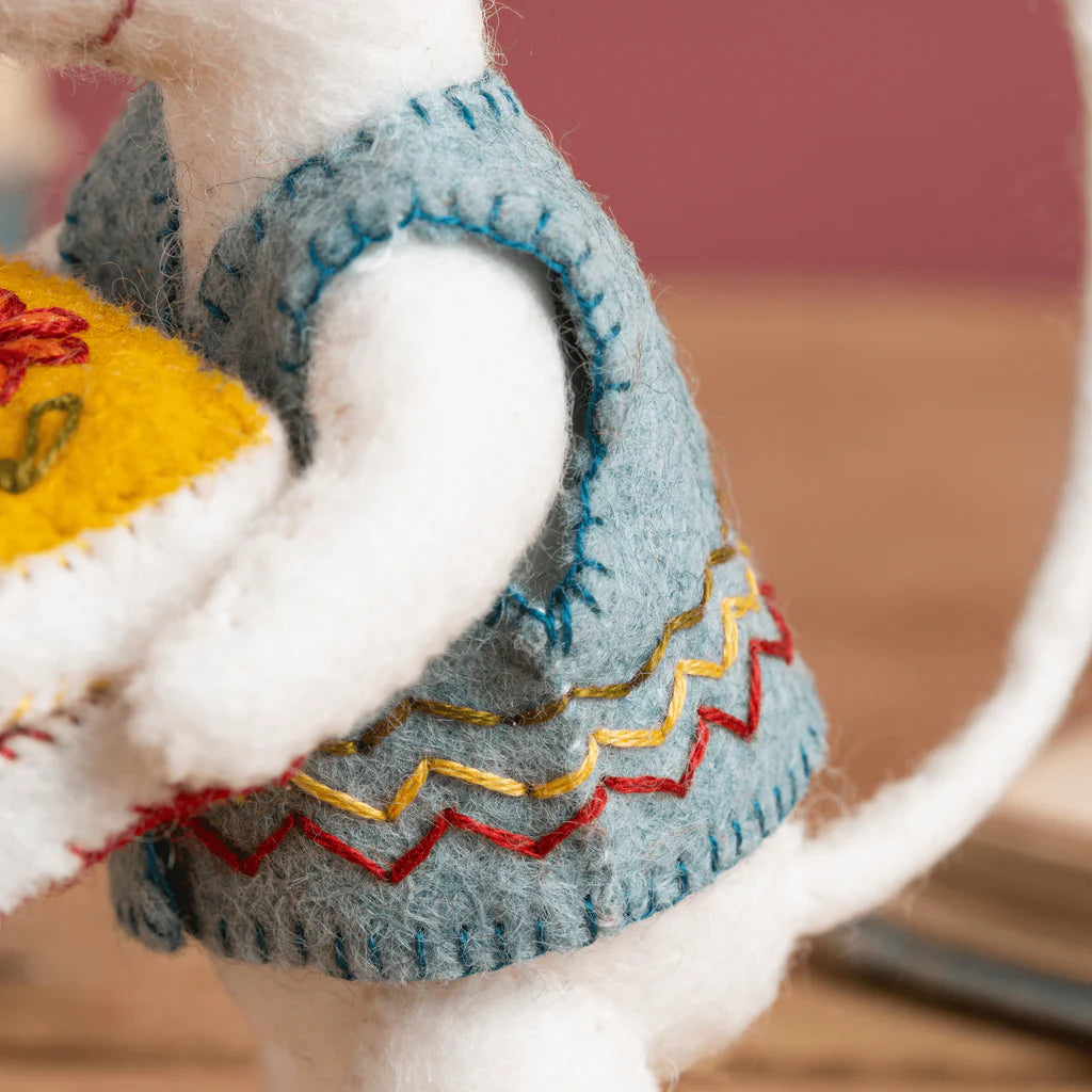 Librarian Mouse Kit | Corinne Lapierre