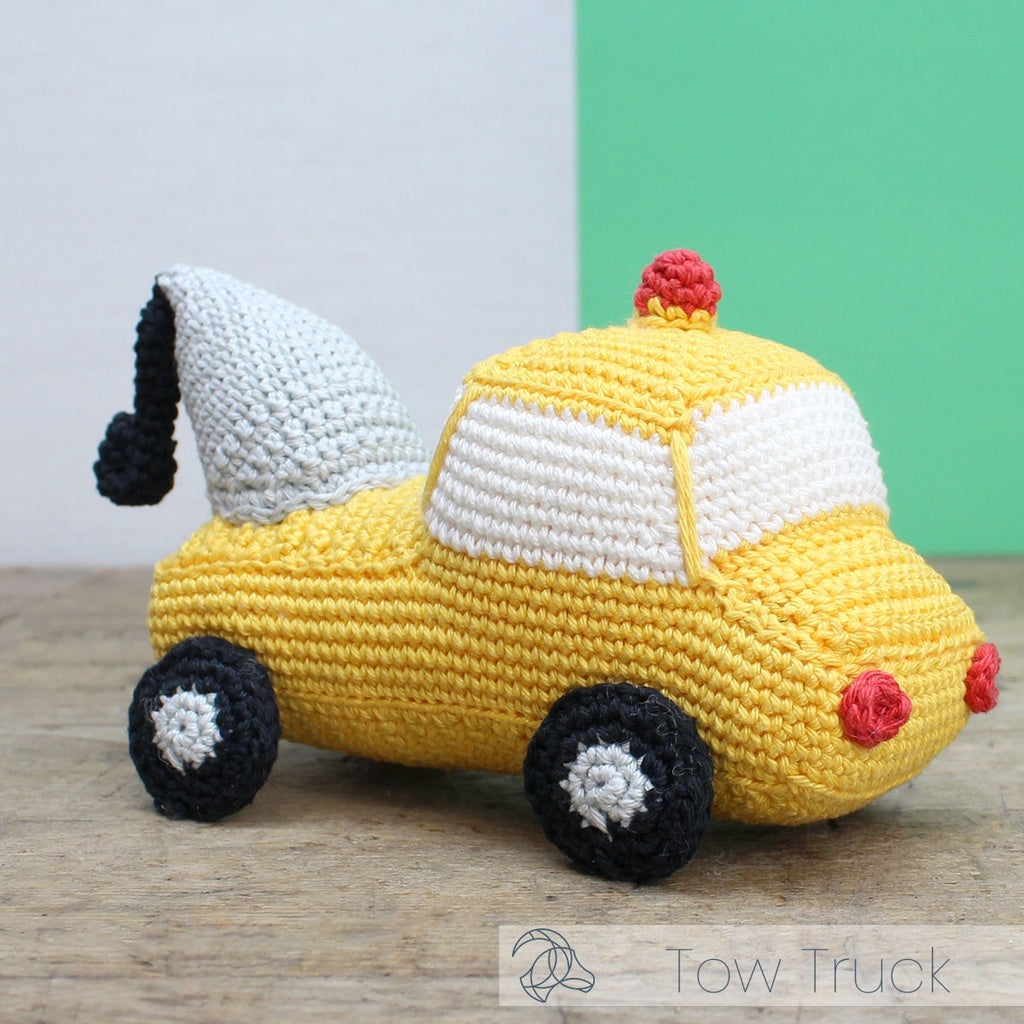 Tow Trunk Crochet Amigurumi Kit