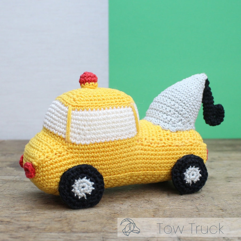Tow Trunk Crochet Amigurumi Kit