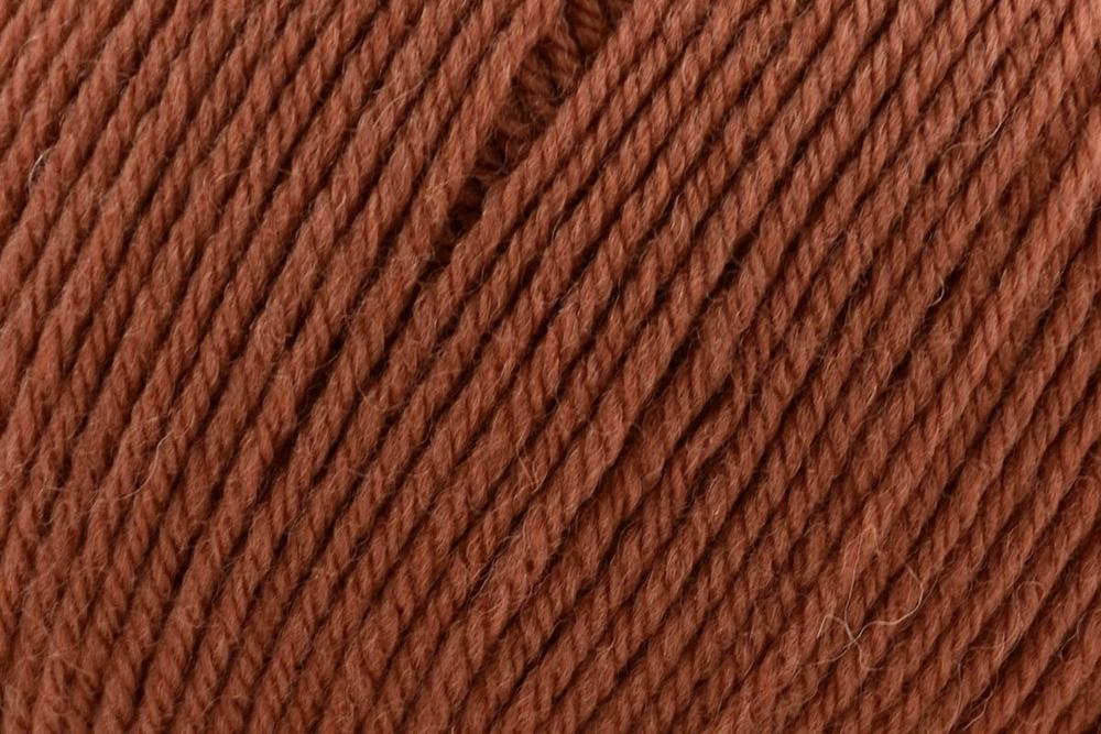 Deluxe Bulky Superwash | Universal Yarn - final sale