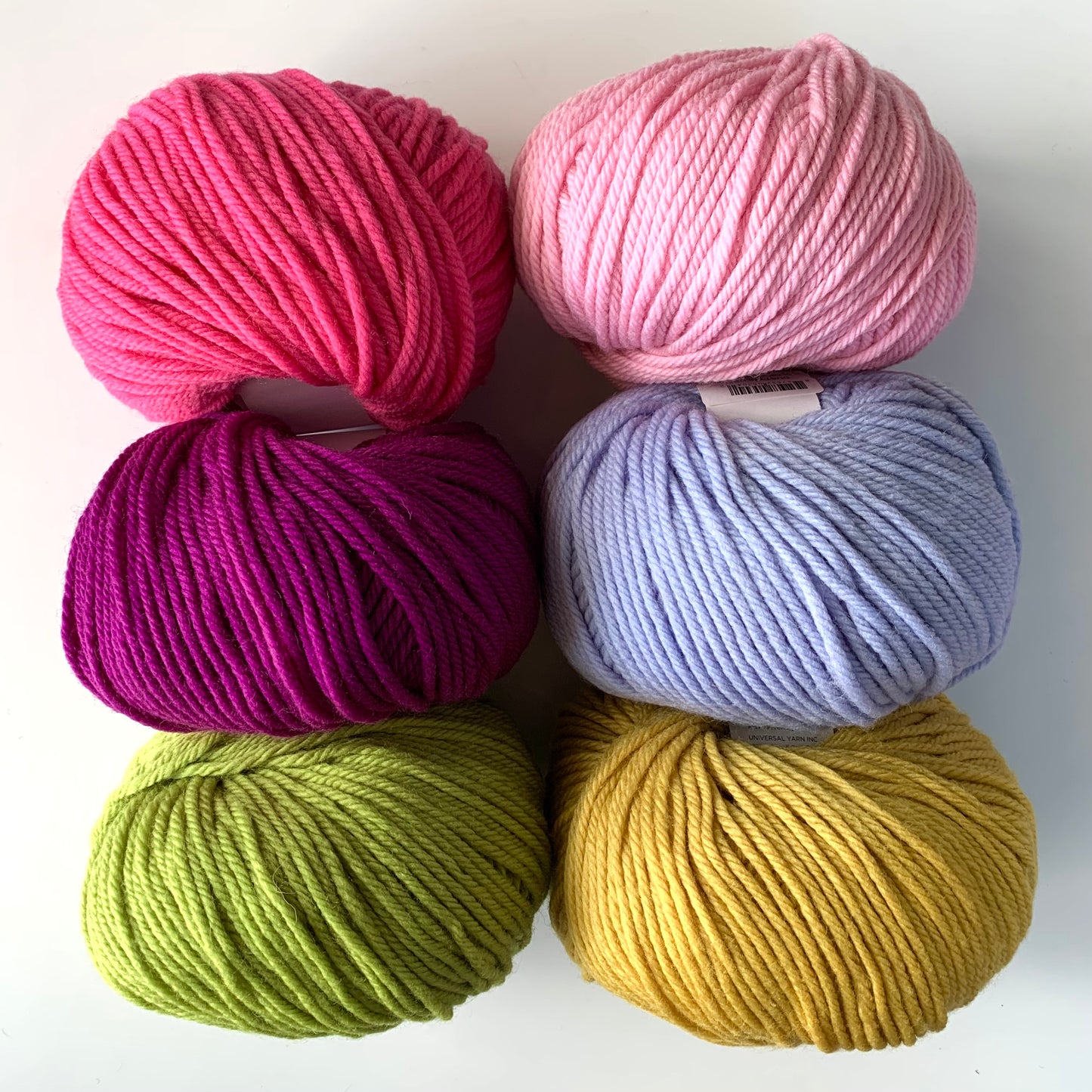 Deluxe Bulky Superwash | Universal Yarn