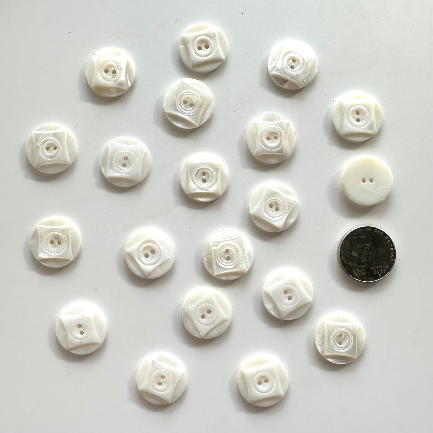 Shell Buttons - 5/8 to 7/8 inch