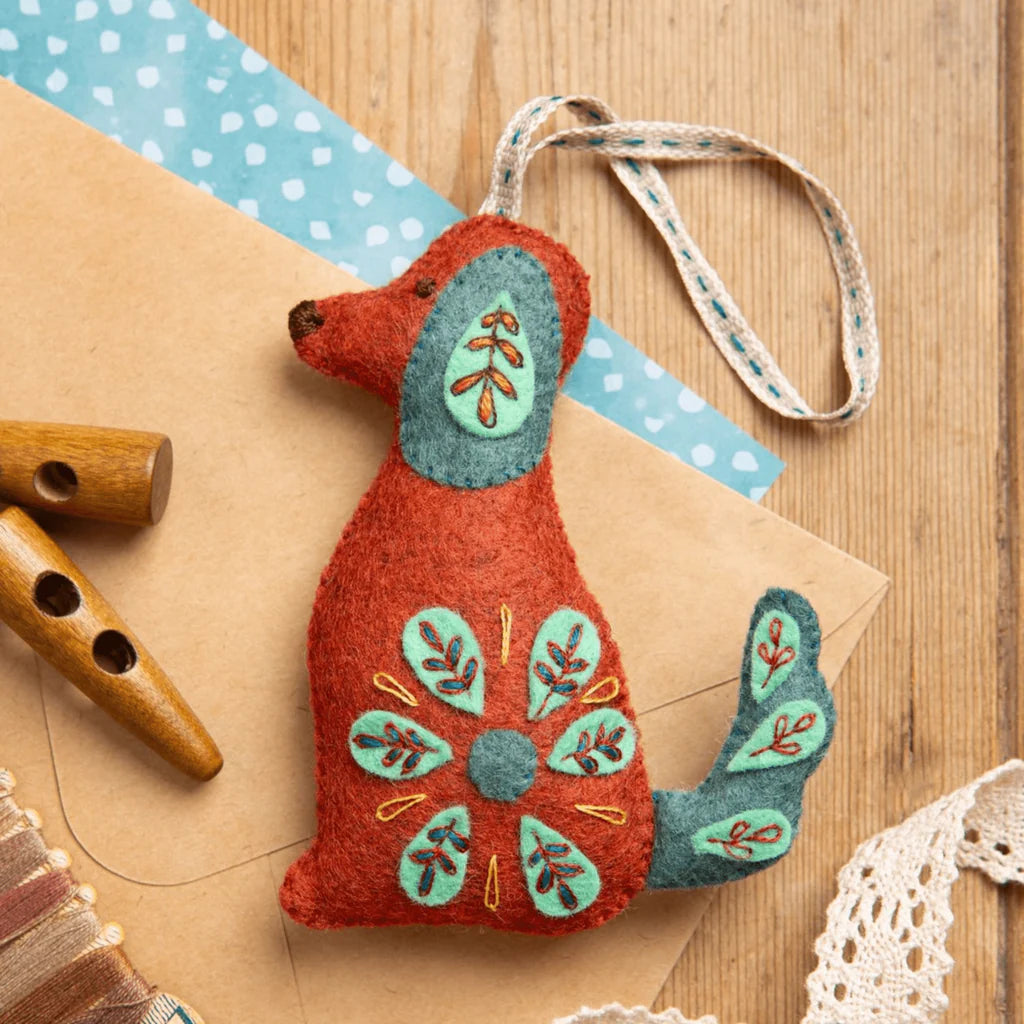 Folk Dog Kit | Corinne Lapierre
