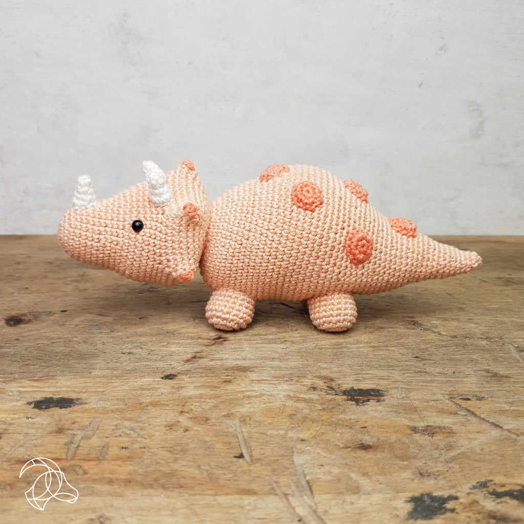 Dino Triceratops Dinosaur Crochet Amigurumi Kit