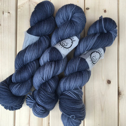 Targhee Sock Pigtail | Oink Pigments