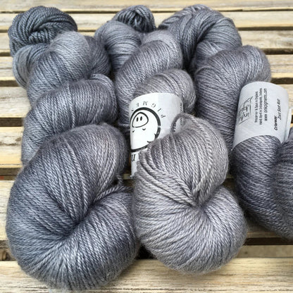 Targhee Sock Pigtail | Oink Pigments