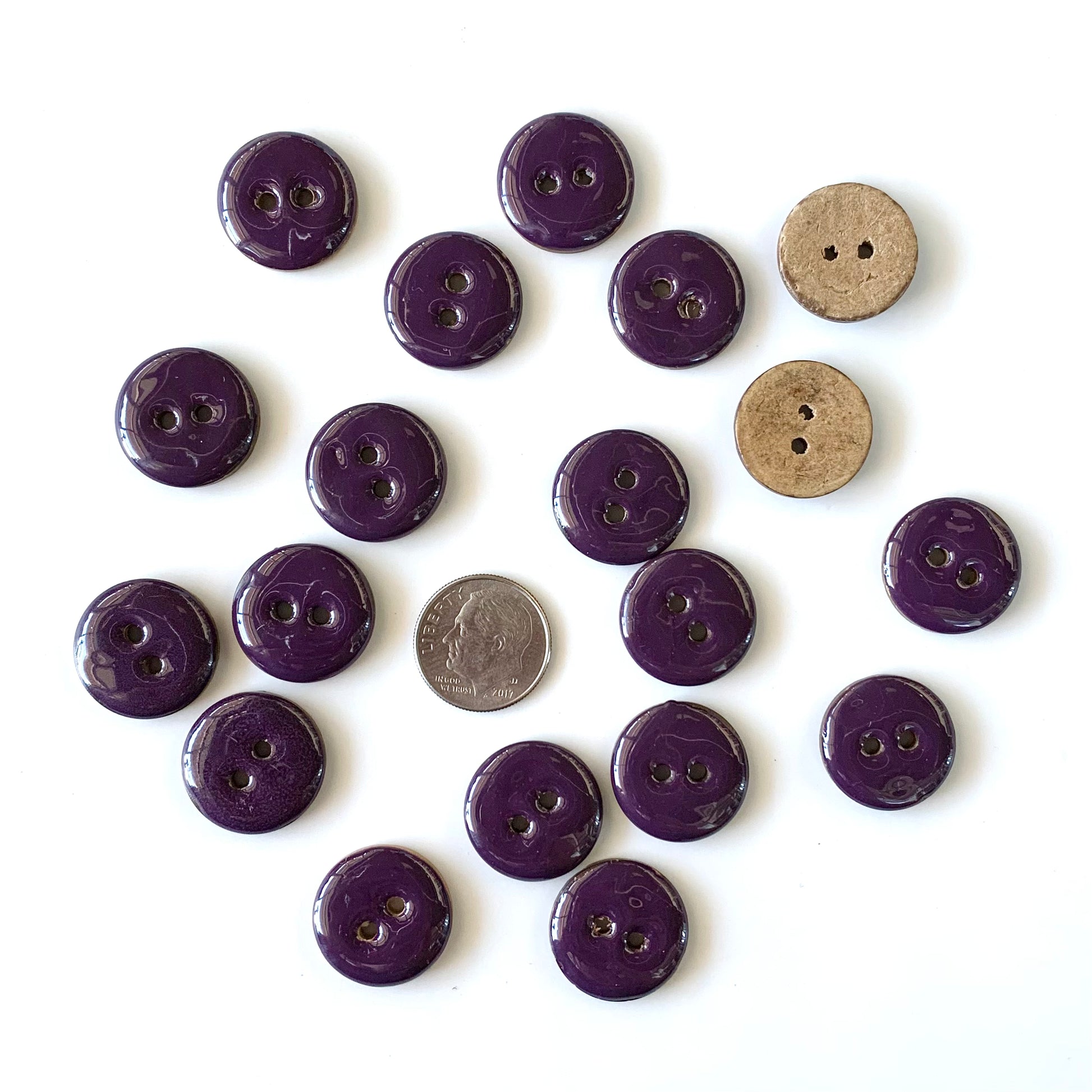 Yam Buttons Coconut & Bamboo Buttons under 1 inch – Black Squirrel Yarns