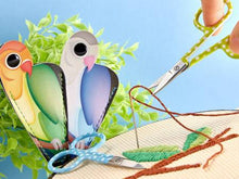 Load image into Gallery viewer, Parrot Embroidery Scissors
