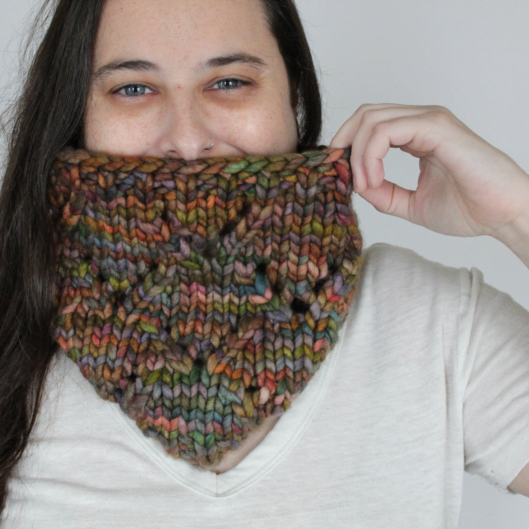 Copper Foxes Cowl Pattern